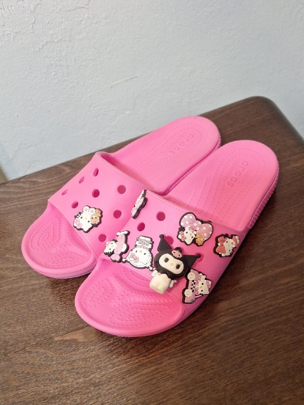 Crocs Pink Women's Slide Sandals with Hello Kitty Charms Size 6
